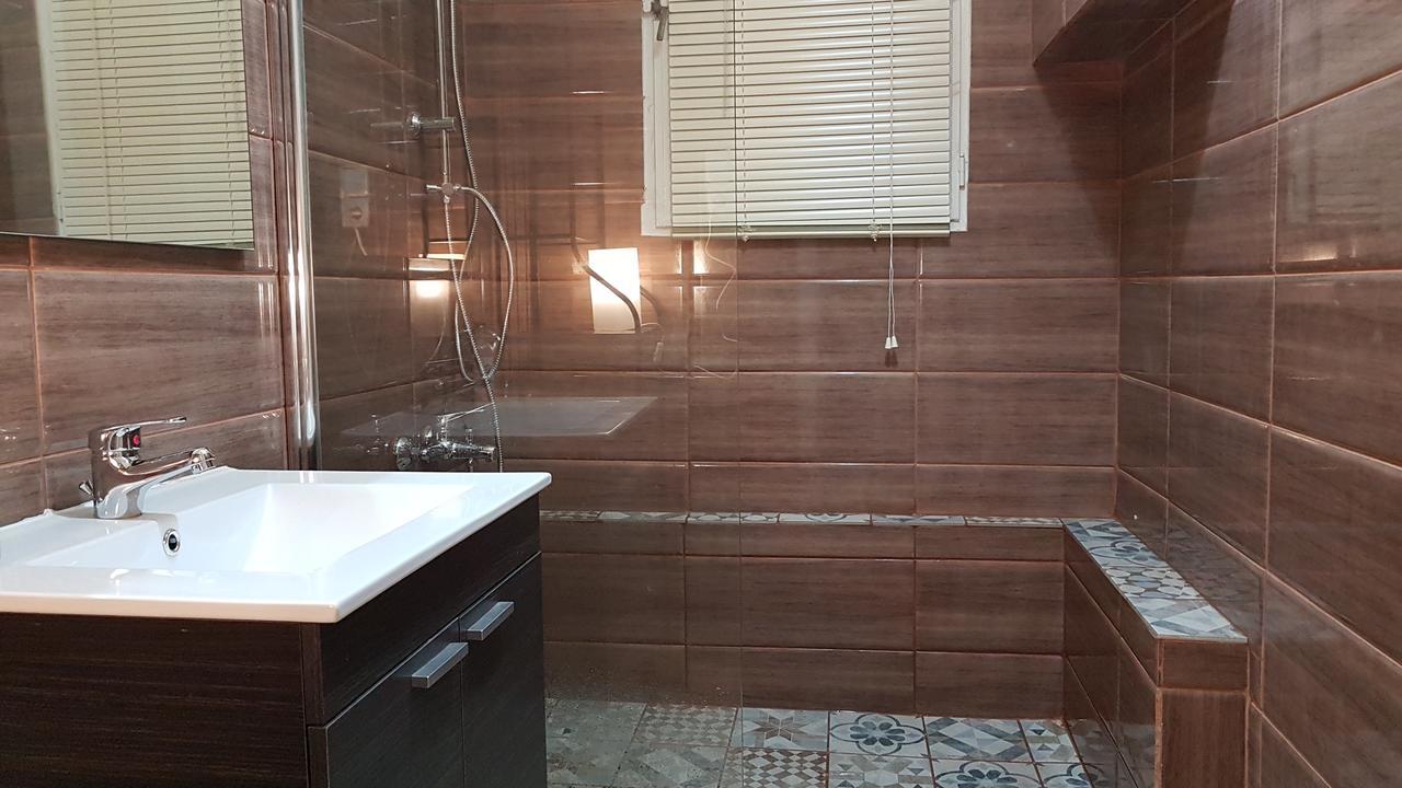 Menta Errathens Apartment - Athens Center, 5 Bd, 2 Bath Exterior foto