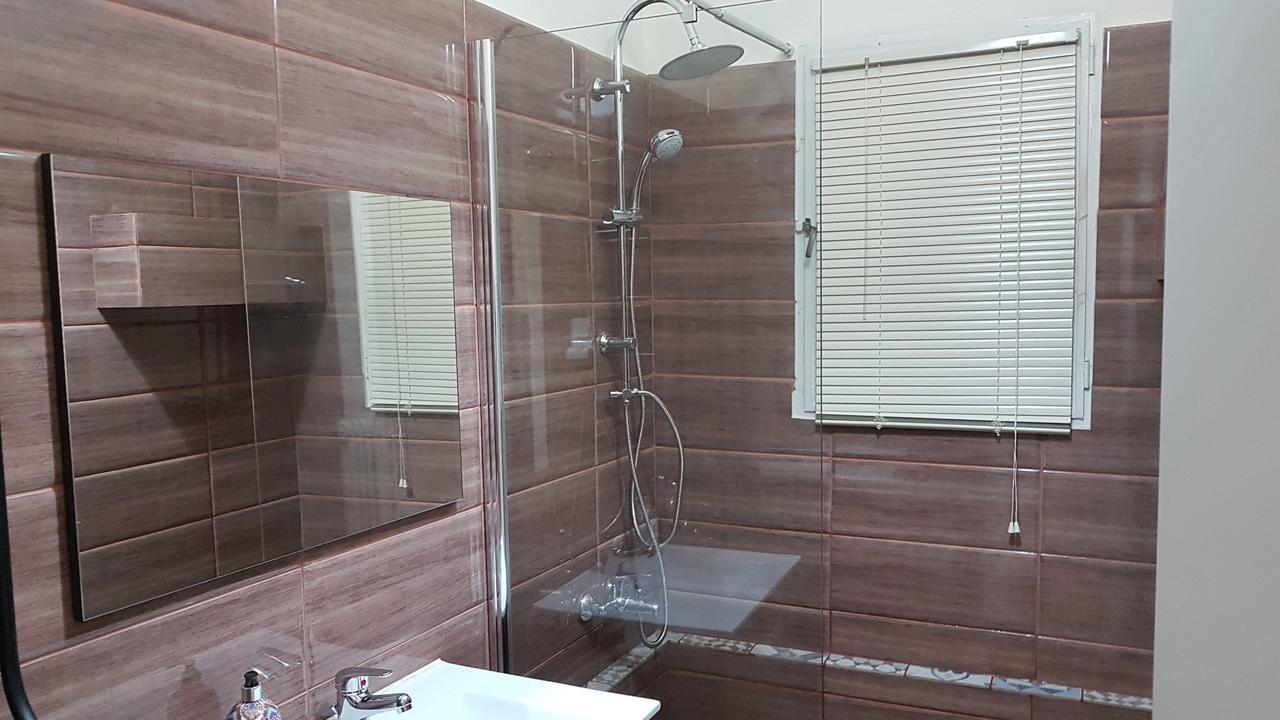 Menta Errathens Apartment - Athens Center, 5 Bd, 2 Bath Exterior foto