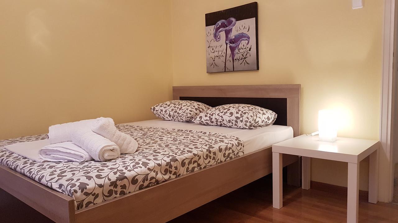 Menta Errathens Apartment - Athens Center, 5 Bd, 2 Bath Exterior foto